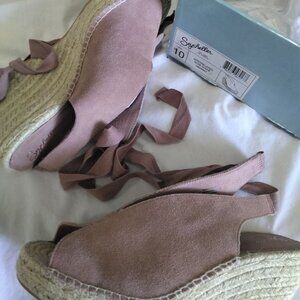Seychelles Interrelated Wedge Sandals - Rose Suede - 10W